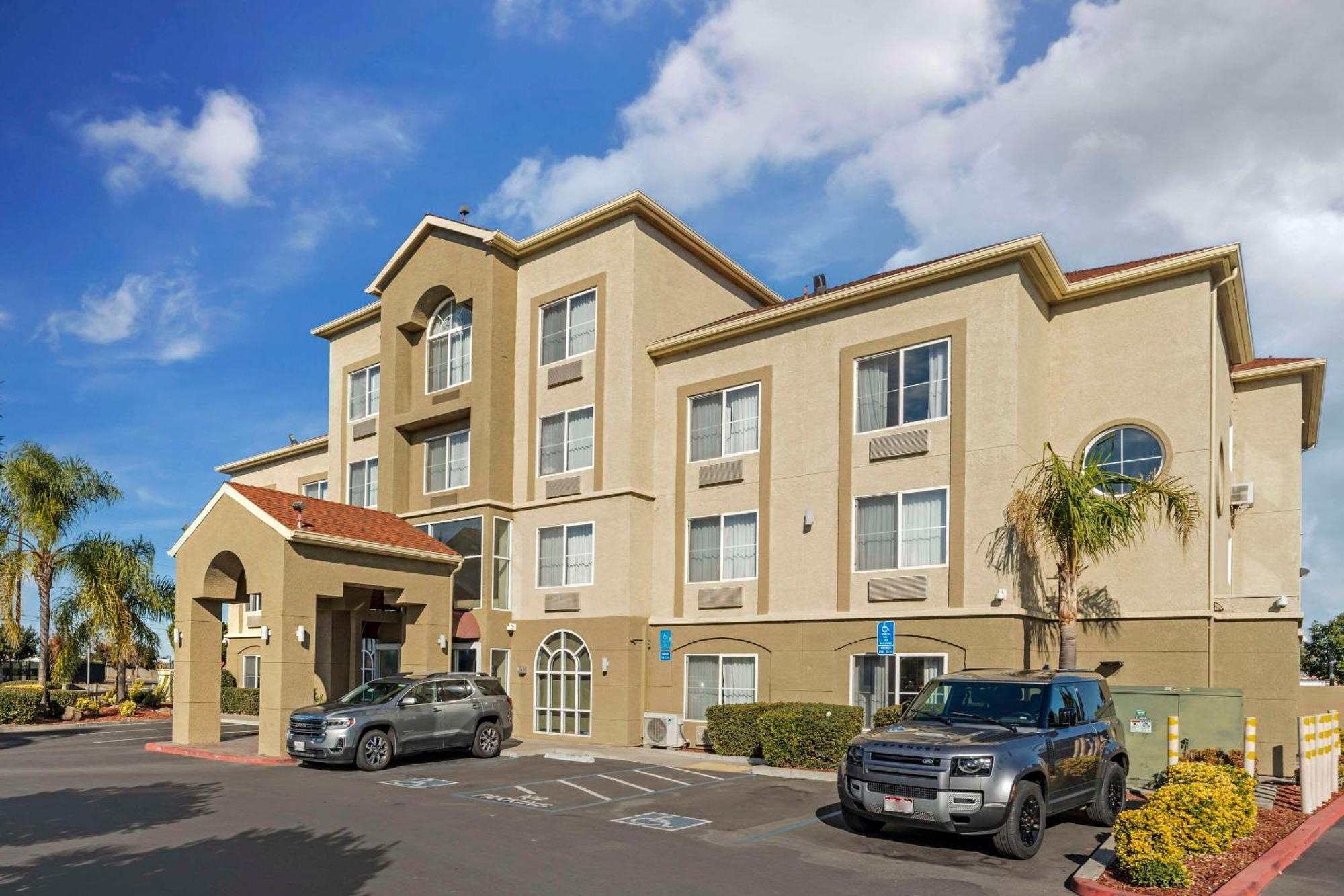 Comfort Inn Lathrop Stockton Airport Eksteriør bilde