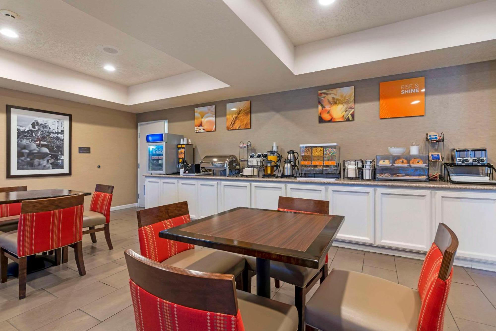 Comfort Inn Lathrop Stockton Airport Eksteriør bilde
