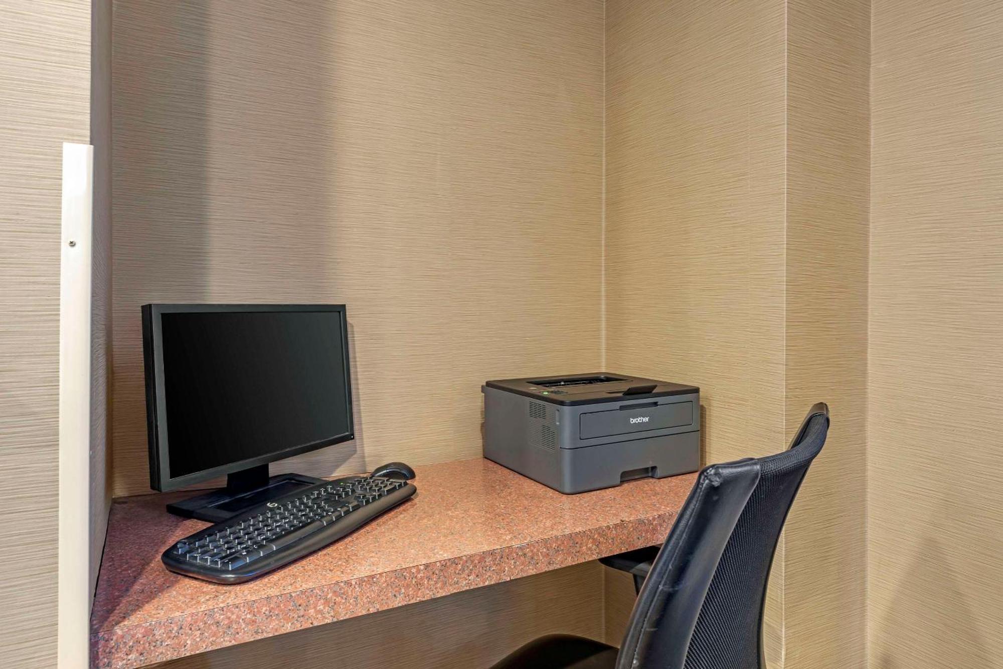 Comfort Inn Lathrop Stockton Airport Eksteriør bilde